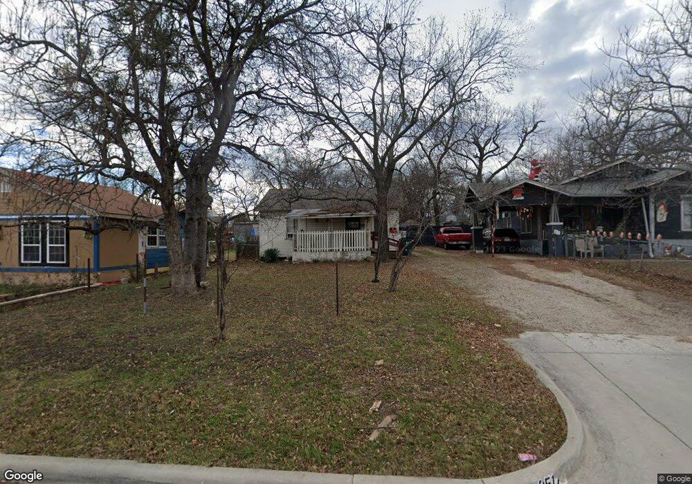 2517 NW Loraine St, Fort Worth, TX 76106 - photo 1