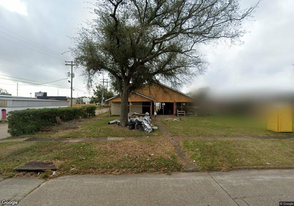 2534 18th St, Lake Charles, LA 70601 - photo 1