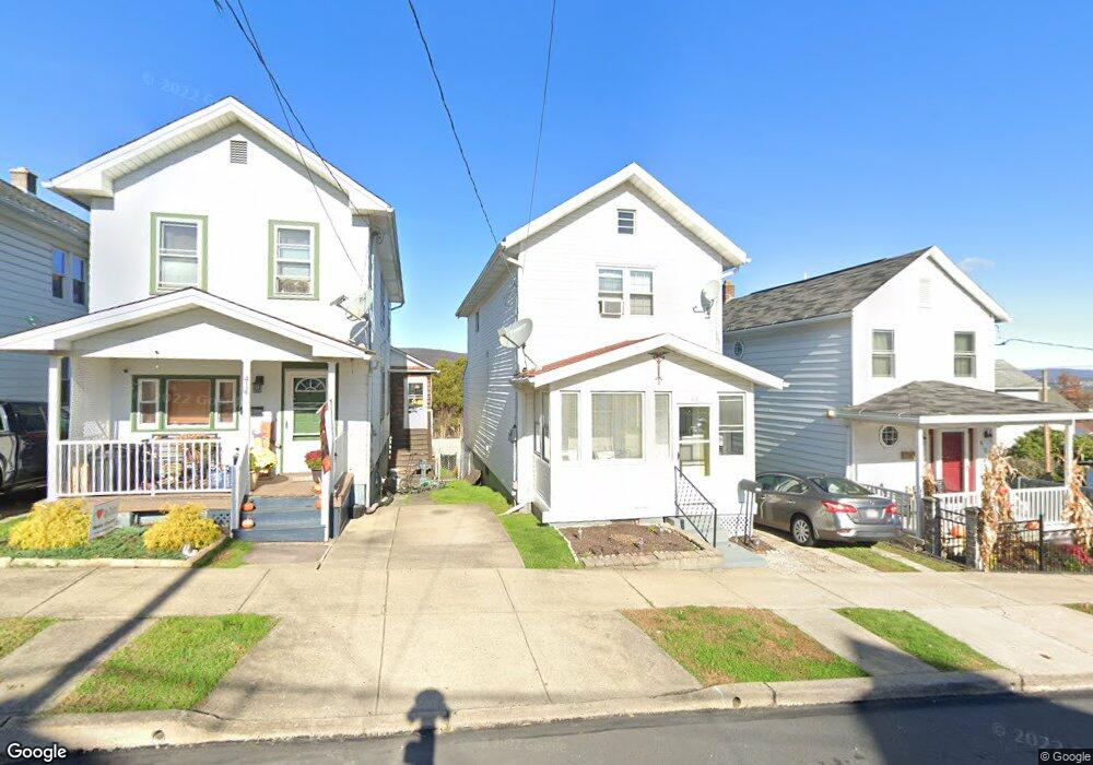 416 E Grove St, Nanticoke, PA 18634 - photo 1