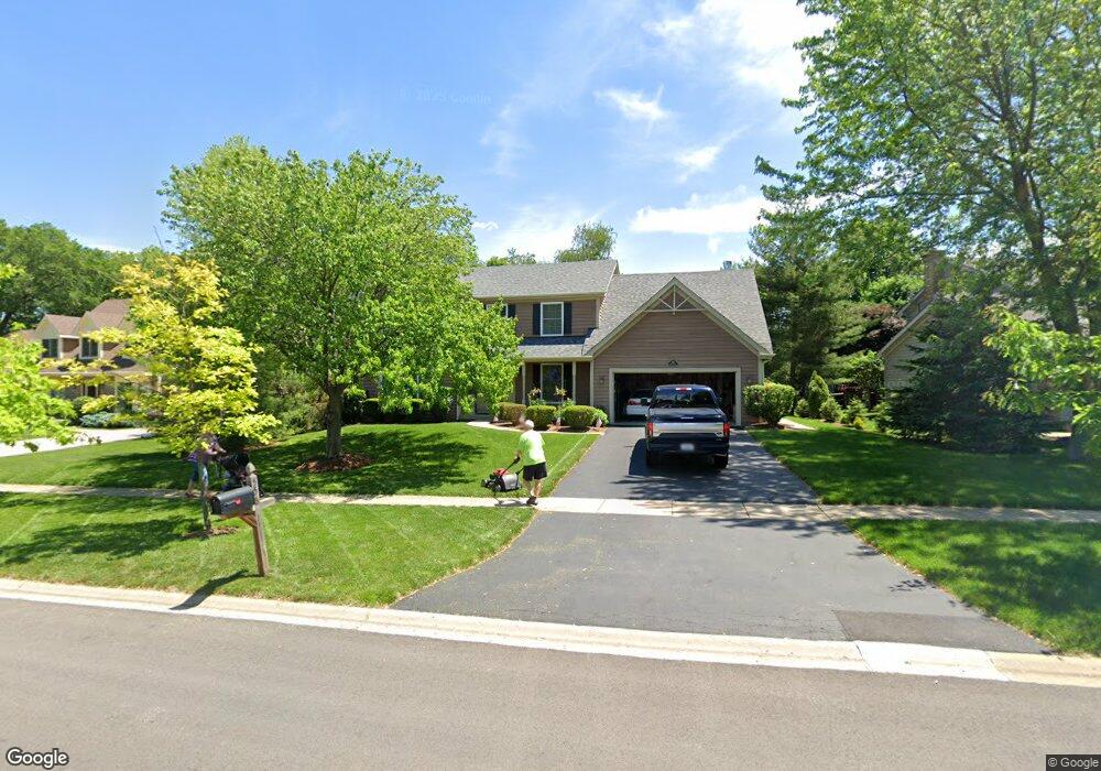 556 Viking Dr, Batavia, IL 60510 - photo 1