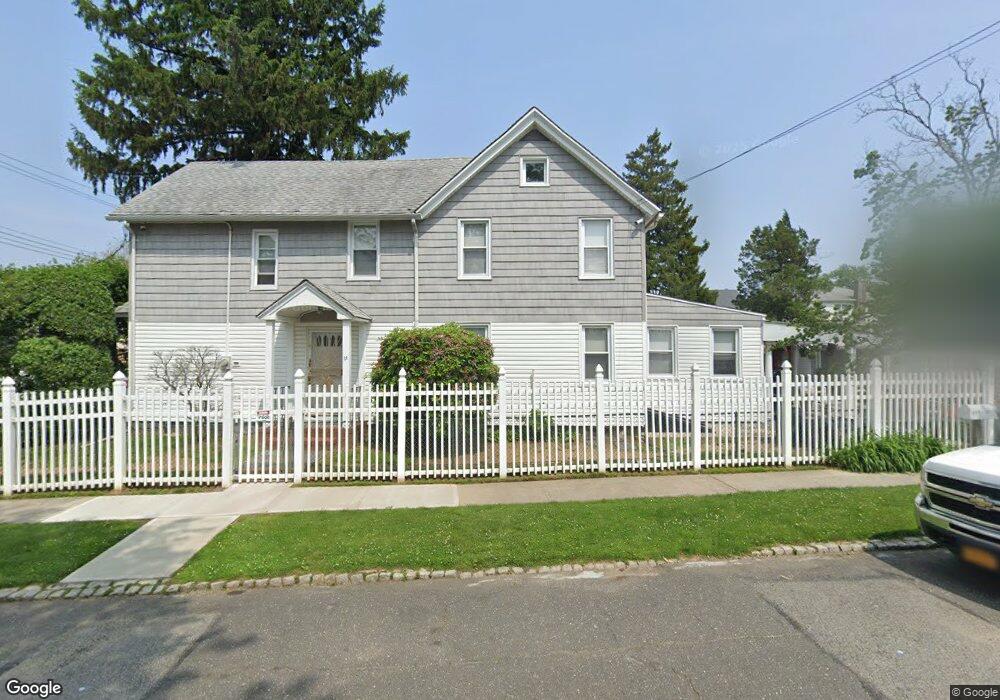 21602 Corbett Rd, Bayside, NY 11361 - photo 1