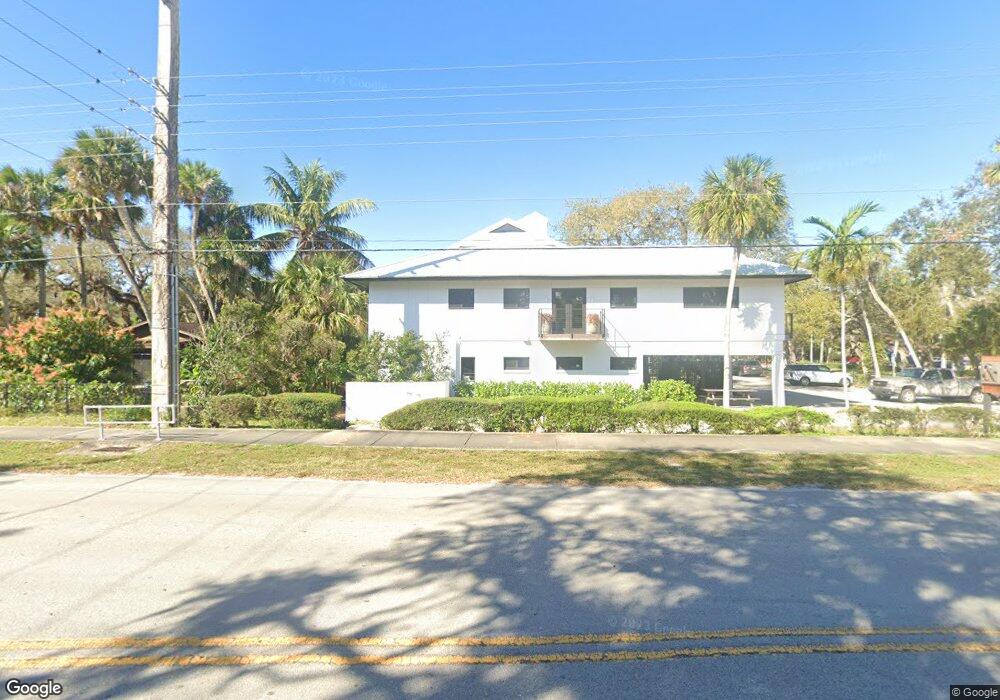 664 Azalea Ln unit D, Vero Beach, FL 32963 - photo 1