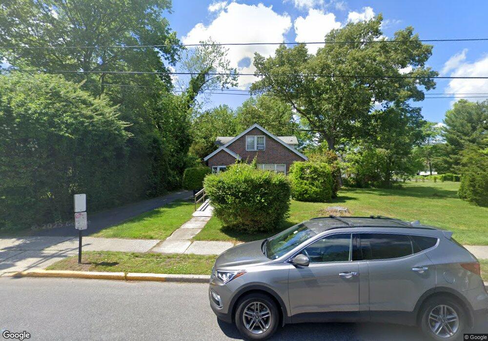 230 W Pine St, Georgetown, DE 19947 - photo 1