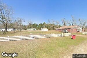 75 S Broad St, Lumber City, GA 31549