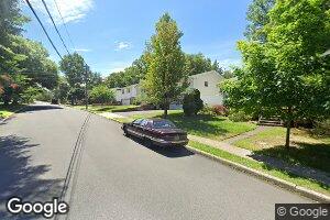 54 W Bayview Ave, Englewood Cliffs, NJ 07632