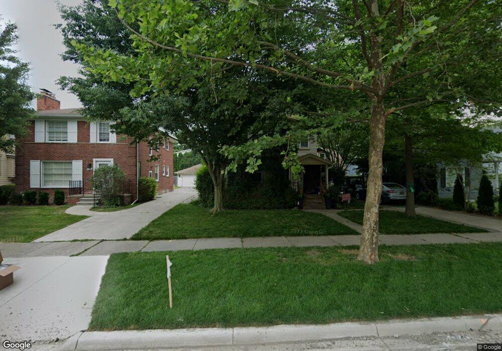 354 Rivard Blvd, Grosse Pointe, MI 48230 - photo 1