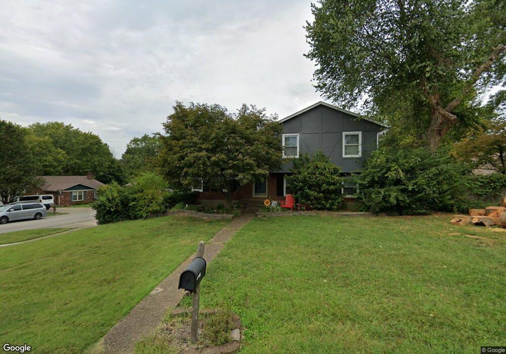 8007 Cloverport Ct, Louisville, KY 40228 - photo 1