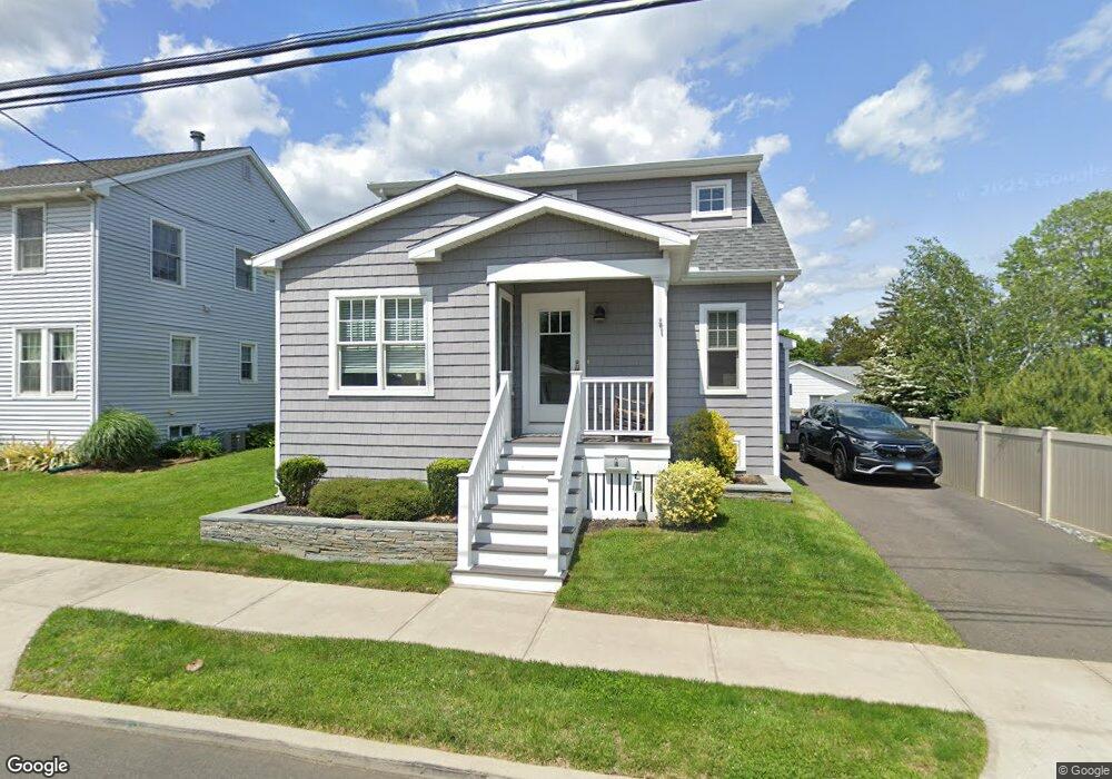 4 Warner St, Milford, CT 06460 - photo 1