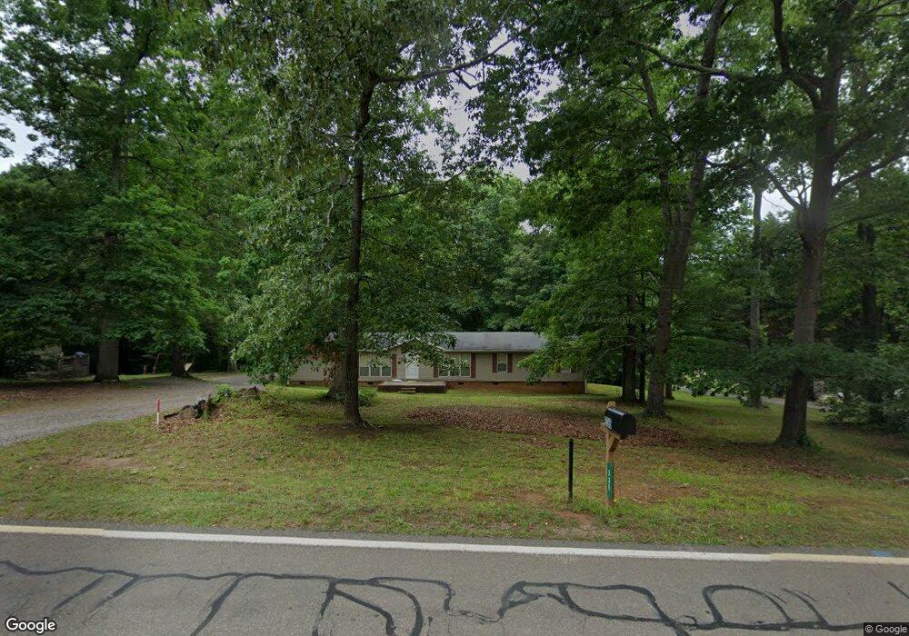 536 S Greenbriar Rd, Statesville, NC 28625 - photo 1