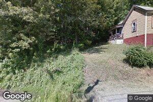 1008 E 1st St, Mannington, WV 26582