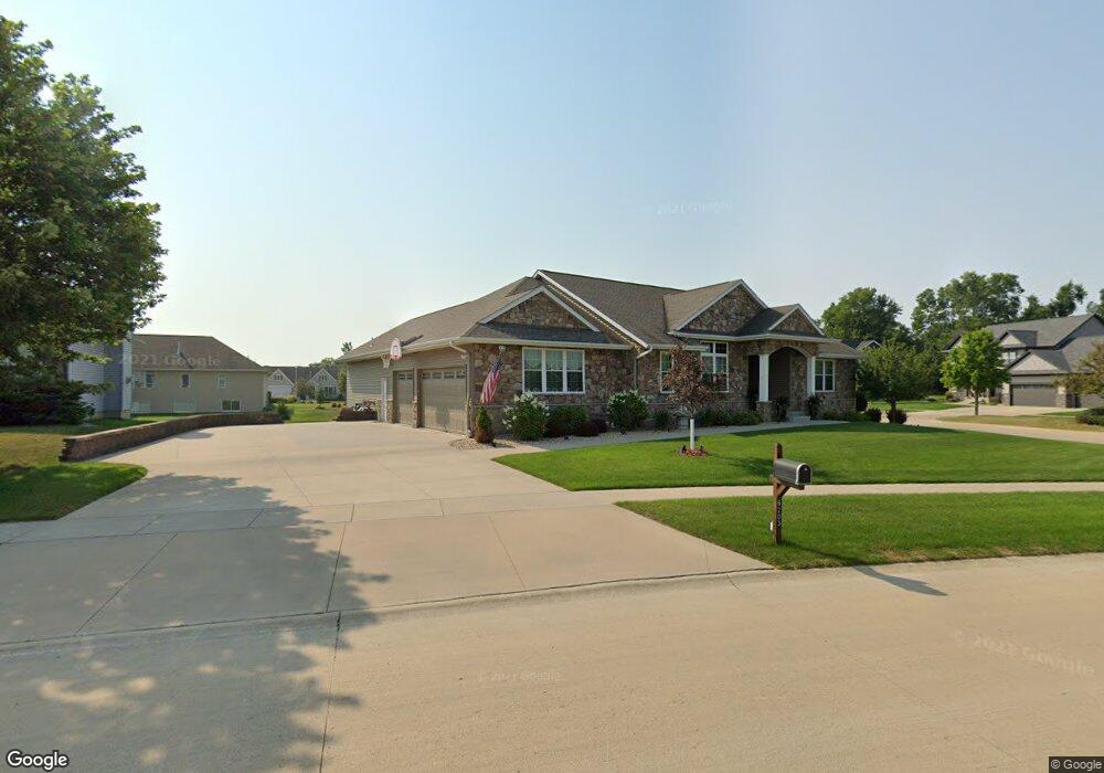 6203 Ushers Ridge Ct NE, Cedar Rapids, IA 52411 - photo 1