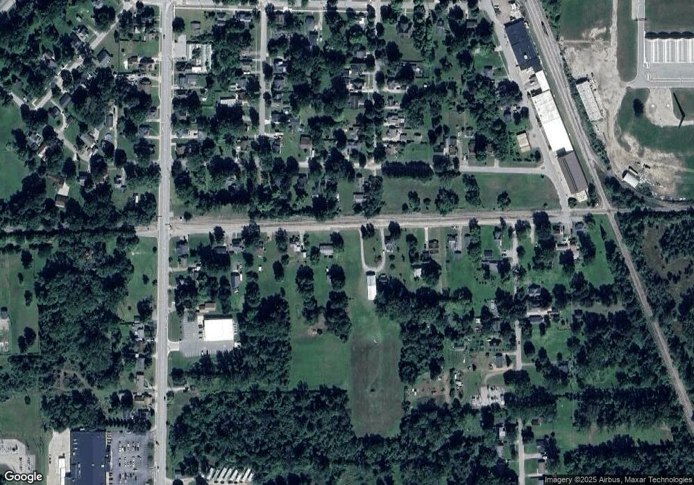 400 Beech St, Vassar, MI 48768 - photo 1