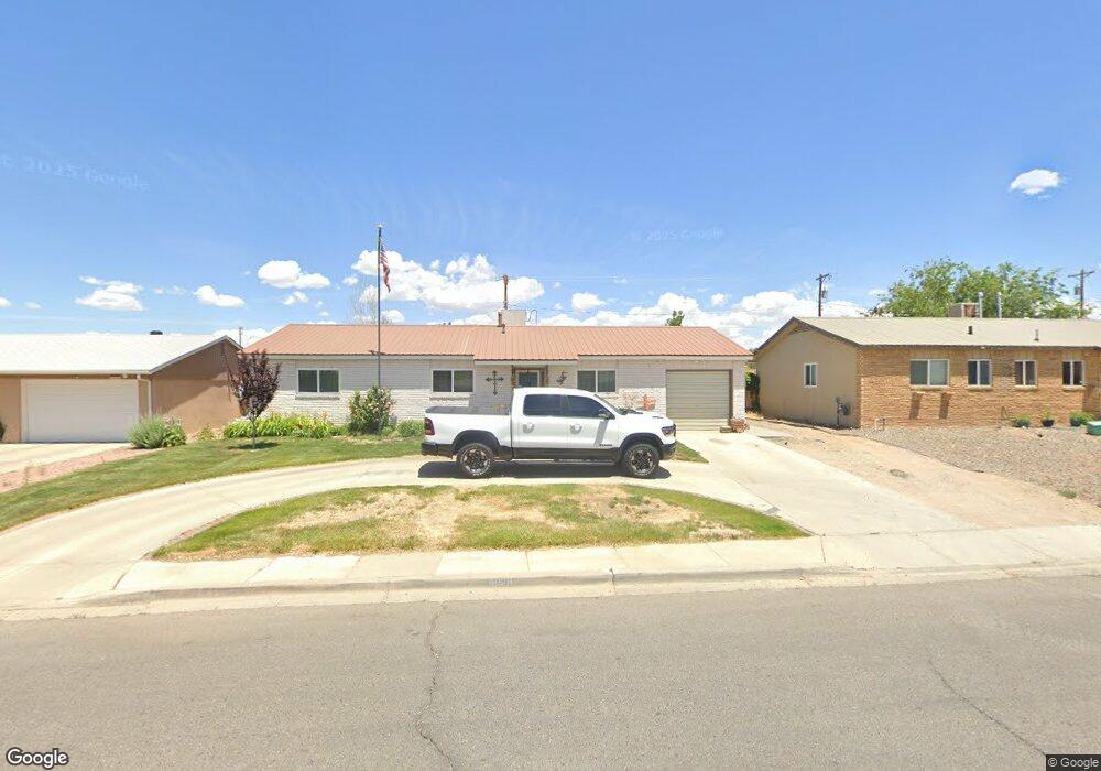 4020 Windsor Dr, Farmington, NM 87402 - photo 1