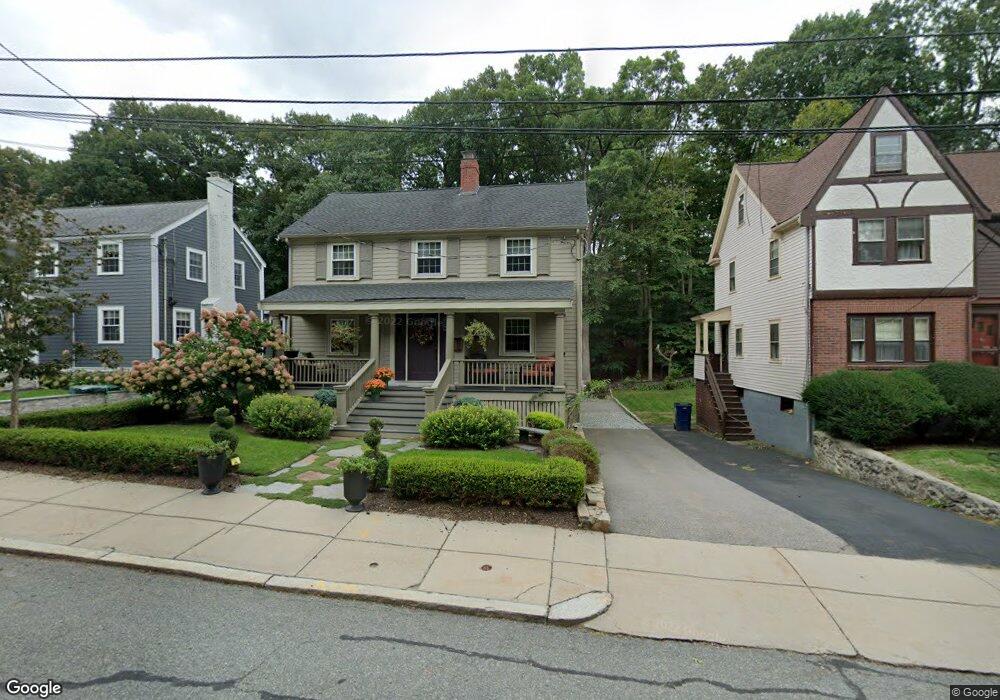 19 Crehore Rd, Chestnut Hill, MA 02467 - photo 1