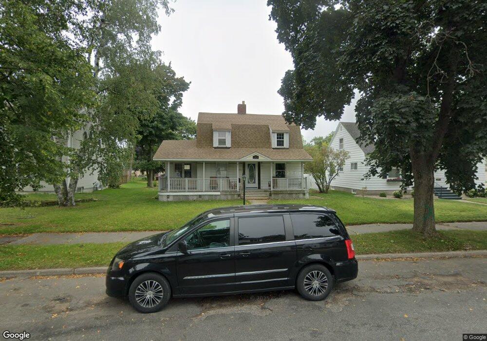 1909 16th Ave, Menominee, MI 49858 - photo 1