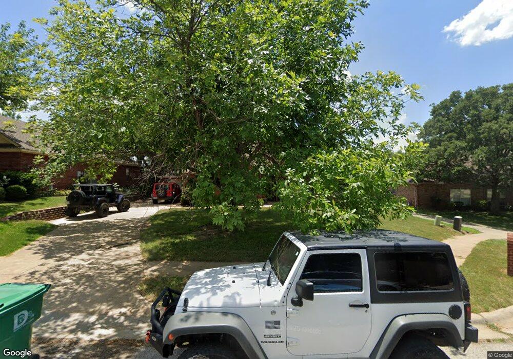 1106 Buena Vista Dr, Denton, TX 76210 - photo 1