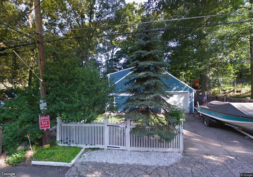 2 Lakeview Trail, Danbury, CT 06811 - photo 1