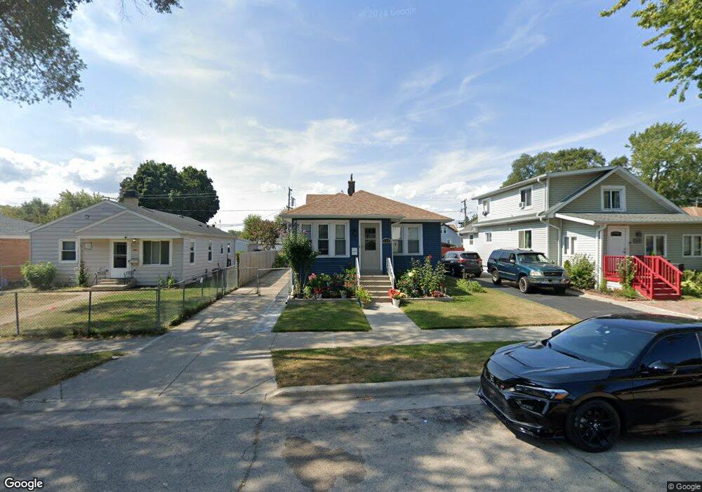 420 S Elmwood Ave, Waukegan, IL 60085 - photo 1