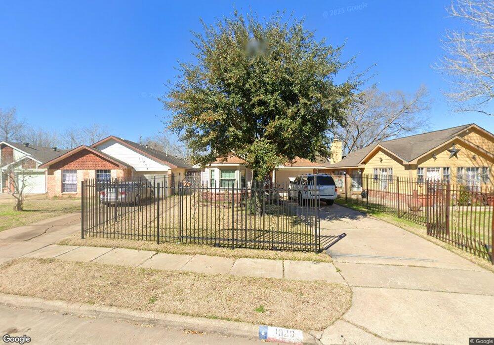1920 Pine Dr, Rosenberg, TX 77471 - photo 1