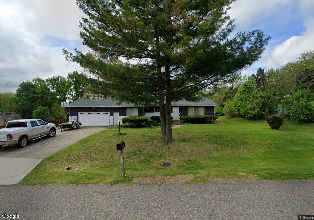 1225 Westwood Dr, Flint, MI 48532 - photo 1