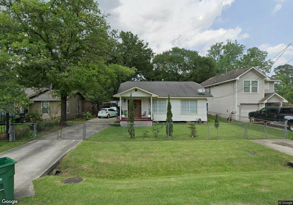 7121 Weyburn St, Houston, TX 77028 - photo 1