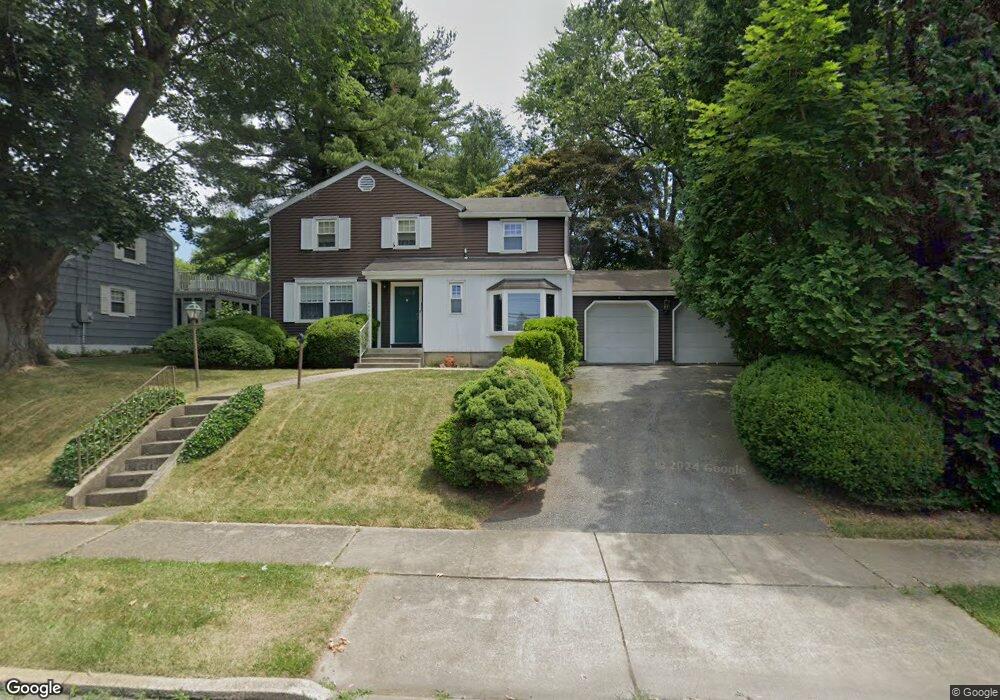 2642 Reading Rd, Allentown, PA 18104 - photo 1