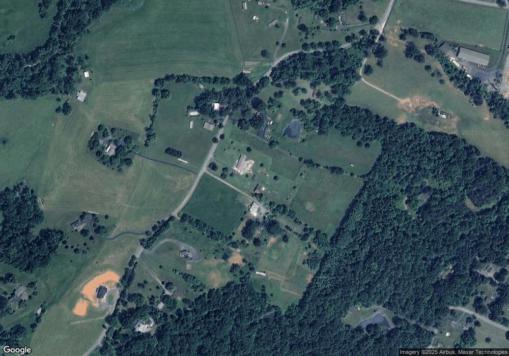 301 Glass Hollow Rd, Afton, VA 22920 - photo 1