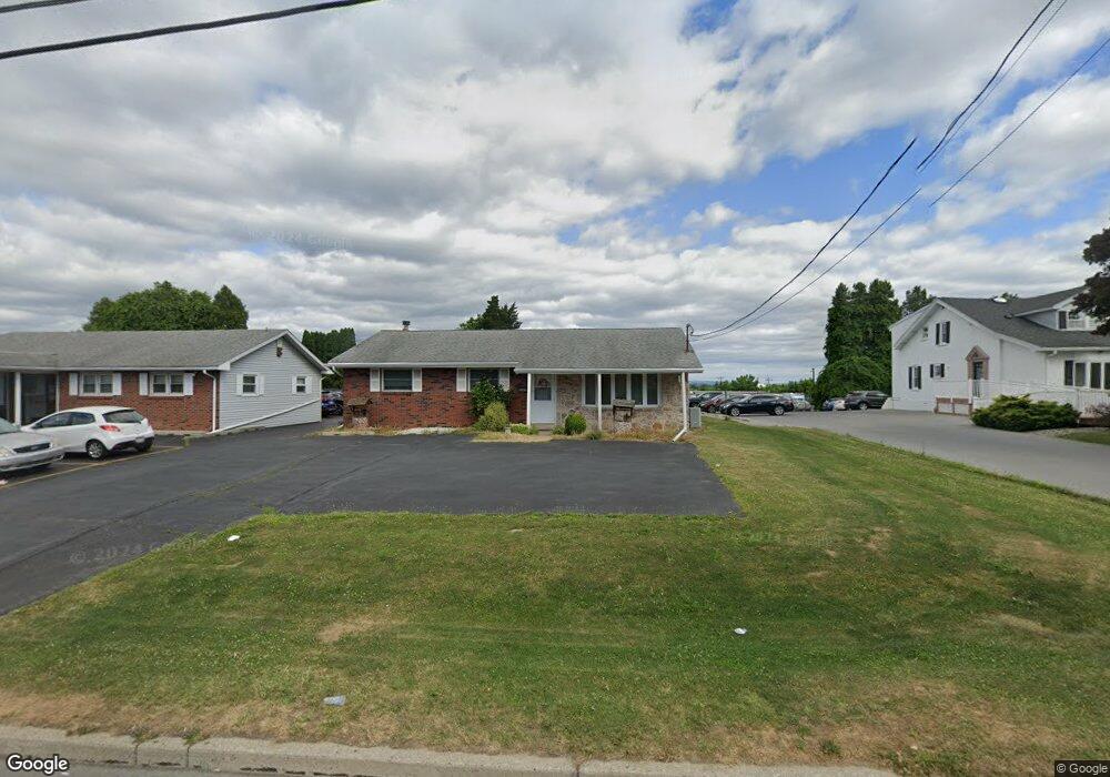 2861 W Emaus Ave, Allentown, PA 18103 - photo 1