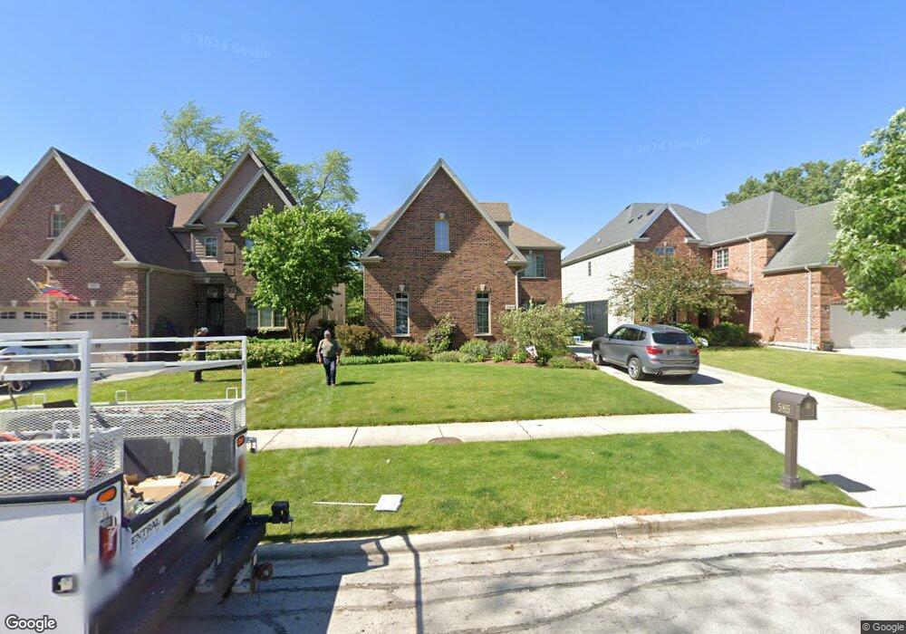 585 W Gladys Ave, Elmhurst, IL 60126 - photo 1