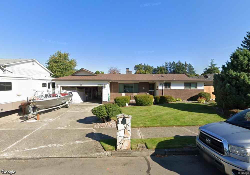 1270 NE Cochran Dr, Gresham, OR 97030 - photo 1