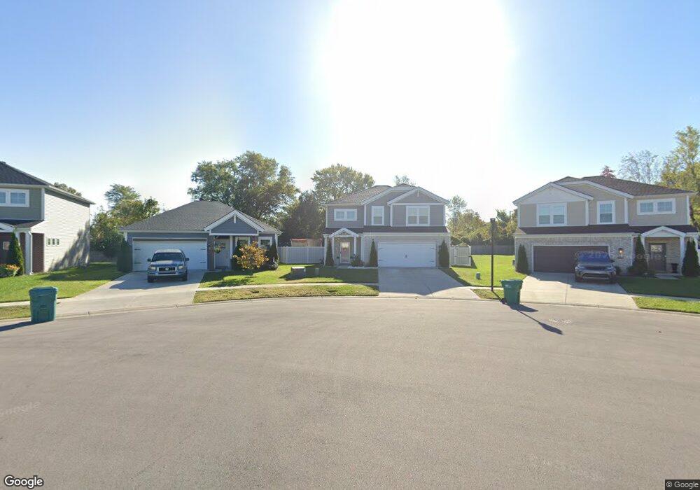 6428 Oak Village Dr, Louisville, KY 40228 - photo 1