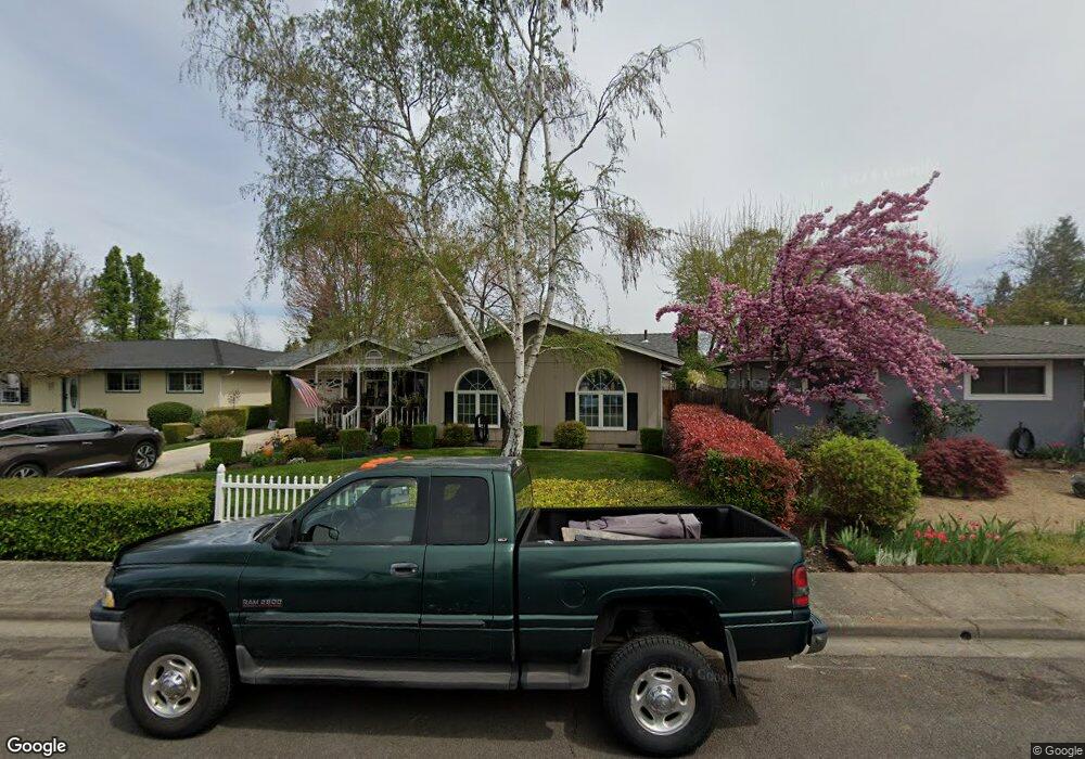 208 Donna Way, Central Point, OR 97502 - photo 1