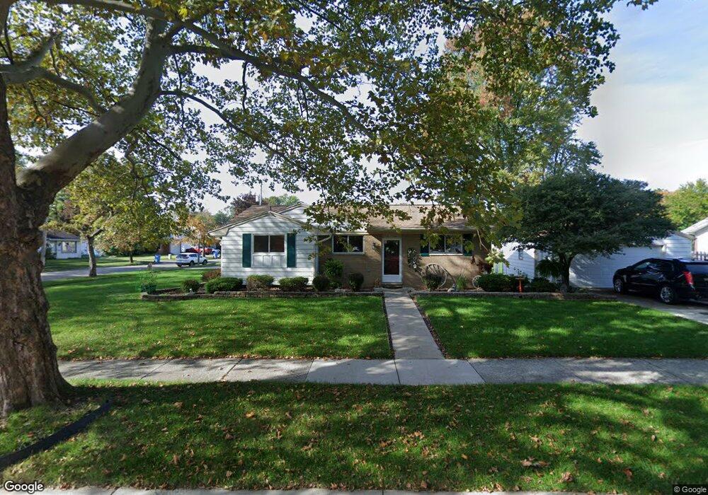 2964 Quincy Ln, Lansing, MI 48910 - photo 1