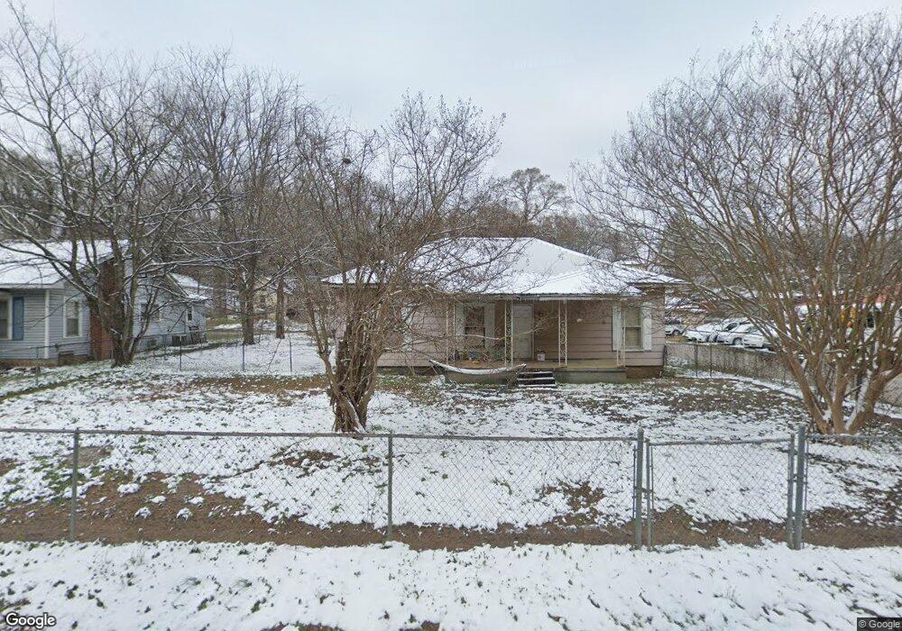 112 N Royal Ave, Florence, AL 35630 - photo 1