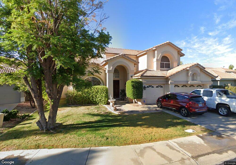 1208 N Cayman Dr, Gilbert, AZ 85234 - photo 1