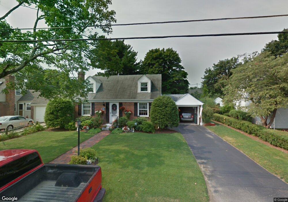 136 Pilgrim Dr, Warwick, RI 02888 - photo 1