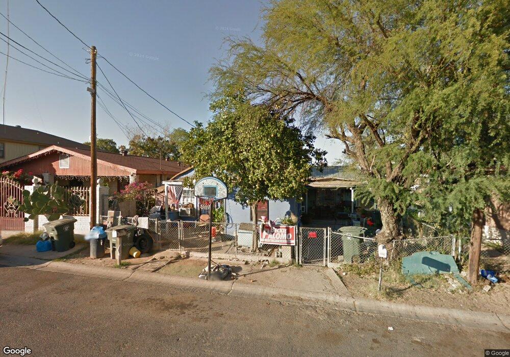 304 1/2 Garza St, Laredo, TX 78040 - photo 1