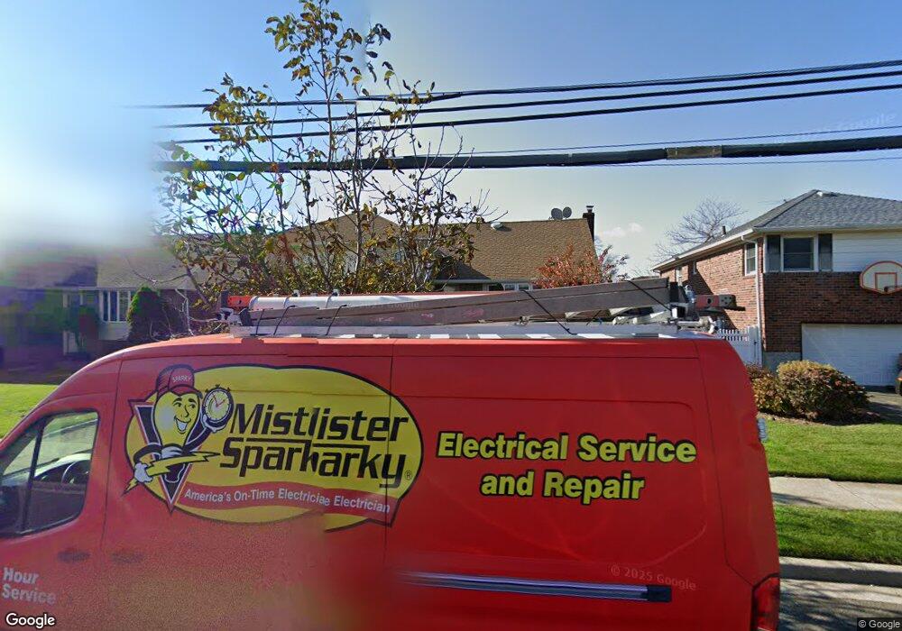 3390 Turf Rd, Oceanside, NY 11572 - photo 1