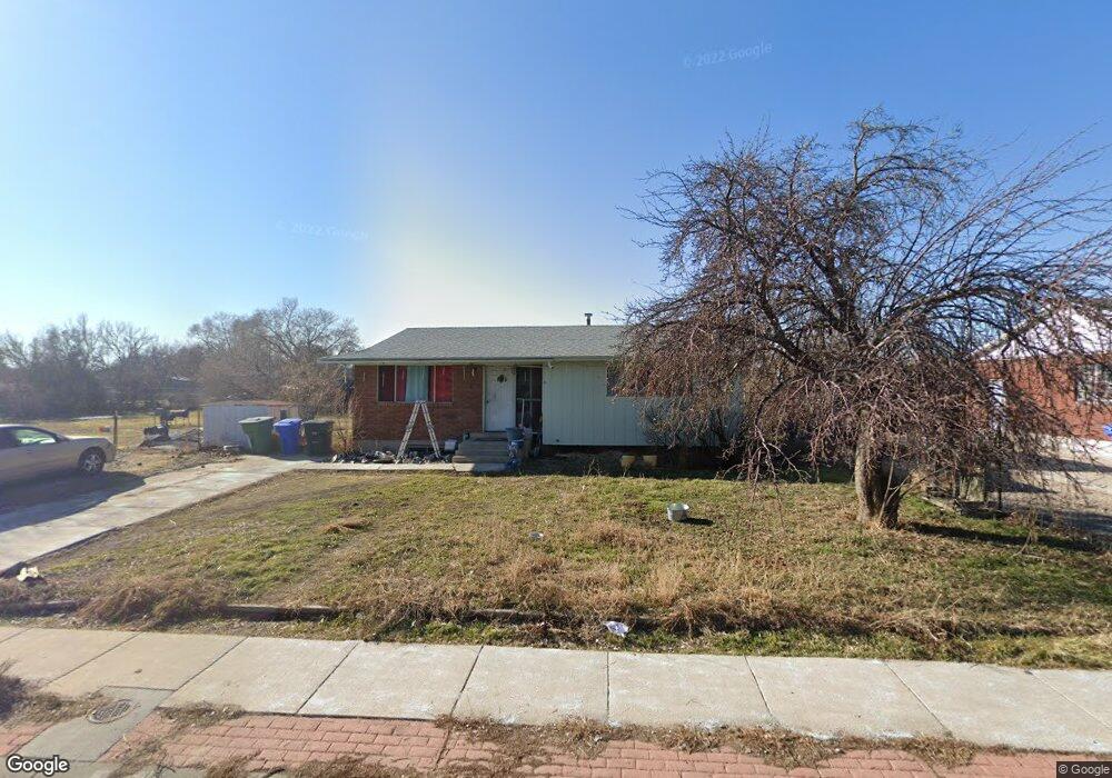 7262 S 2950 W, West Jordan, UT 84084 - photo 1