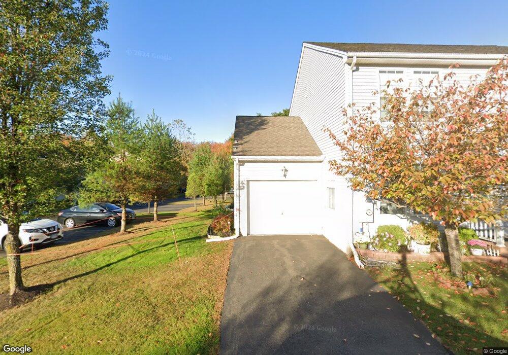 2 Aztec Trail, Unionville, CT 06085 - photo 1