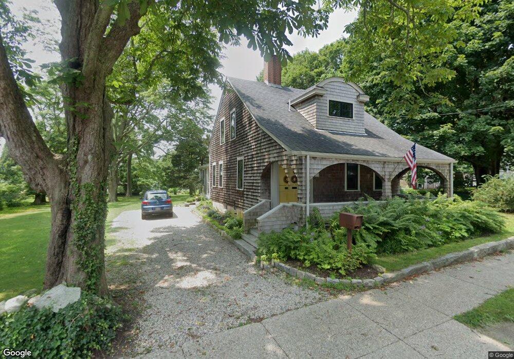 572 Elm St unit 1, South Dartmouth, MA 02748 - photo 1