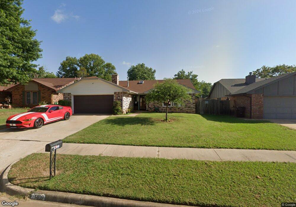 1409 E Main St, Moore, OK 73160 - photo 1