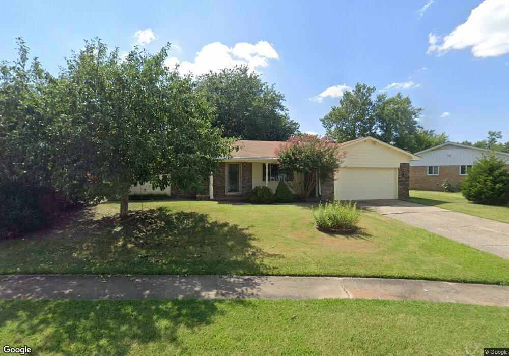 1144 N Gum Ave, Broken Arrow, OK 74012 - photo 1