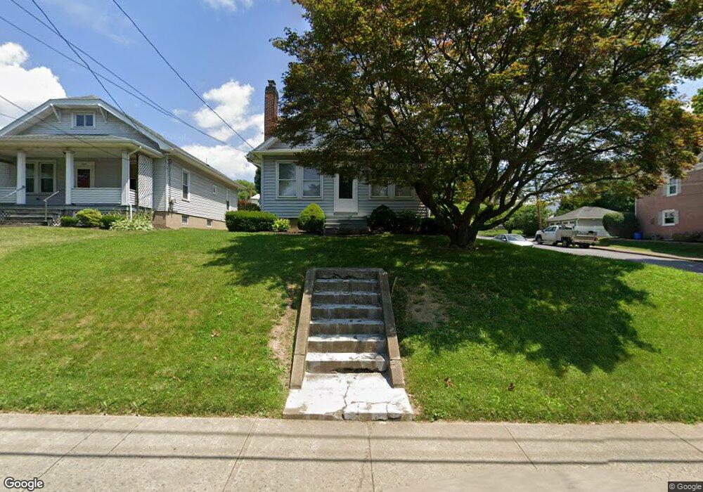 339 E Walnut St, Nazareth, PA 18064 - photo 1