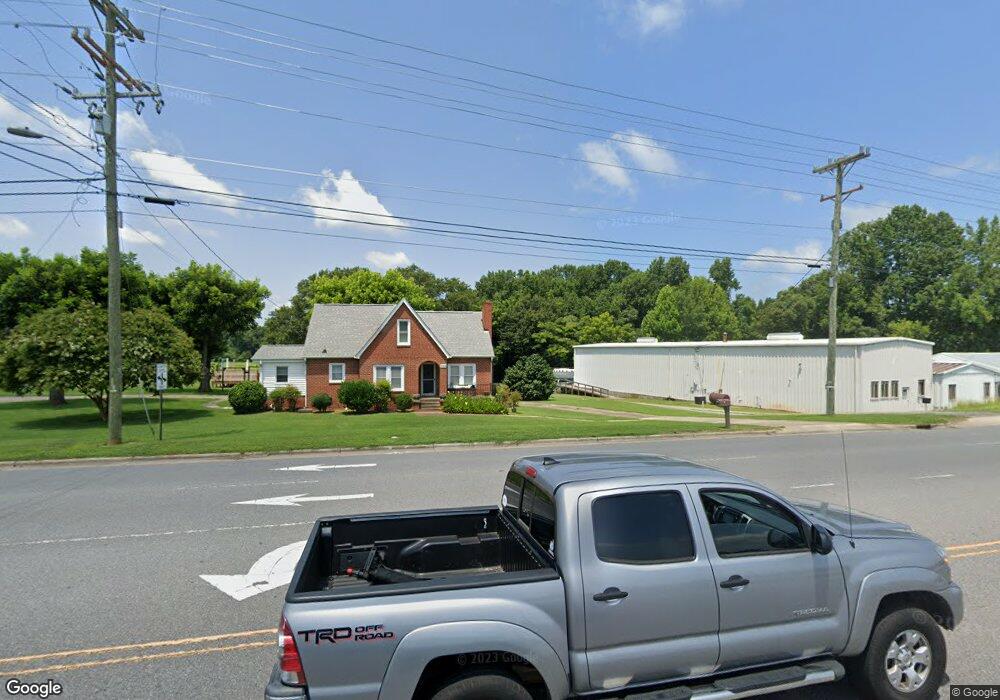 304 S Post Rd, Shelby, NC 28152 - photo 1