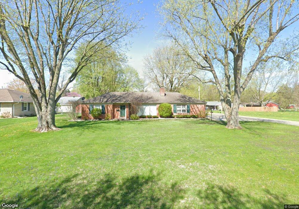 423 Edgewood Dr, Anderson, IN 46011 - photo 1