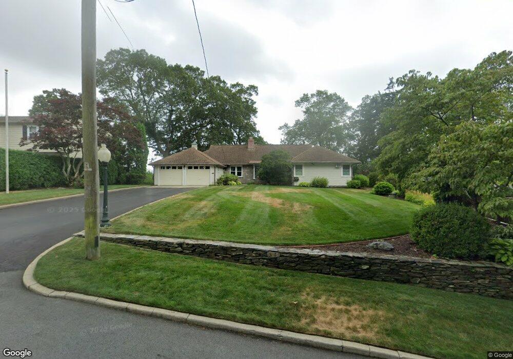 285 Gorton Lake Blvd, Warwick, RI 02886 - photo 1