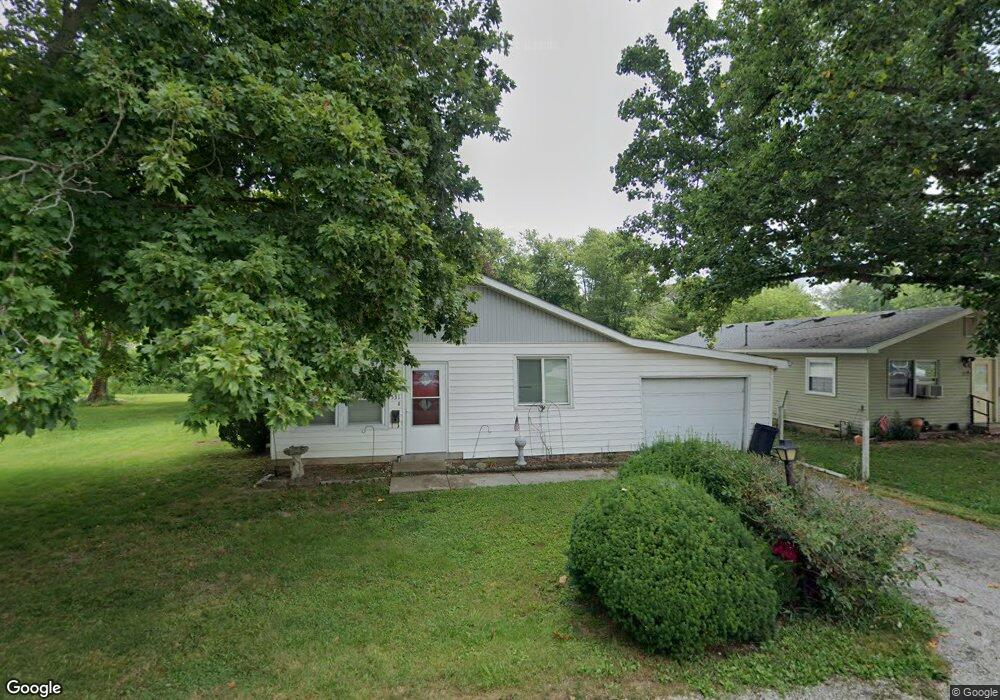 531 E Grant St, Virginia, IL 62691 - photo 1