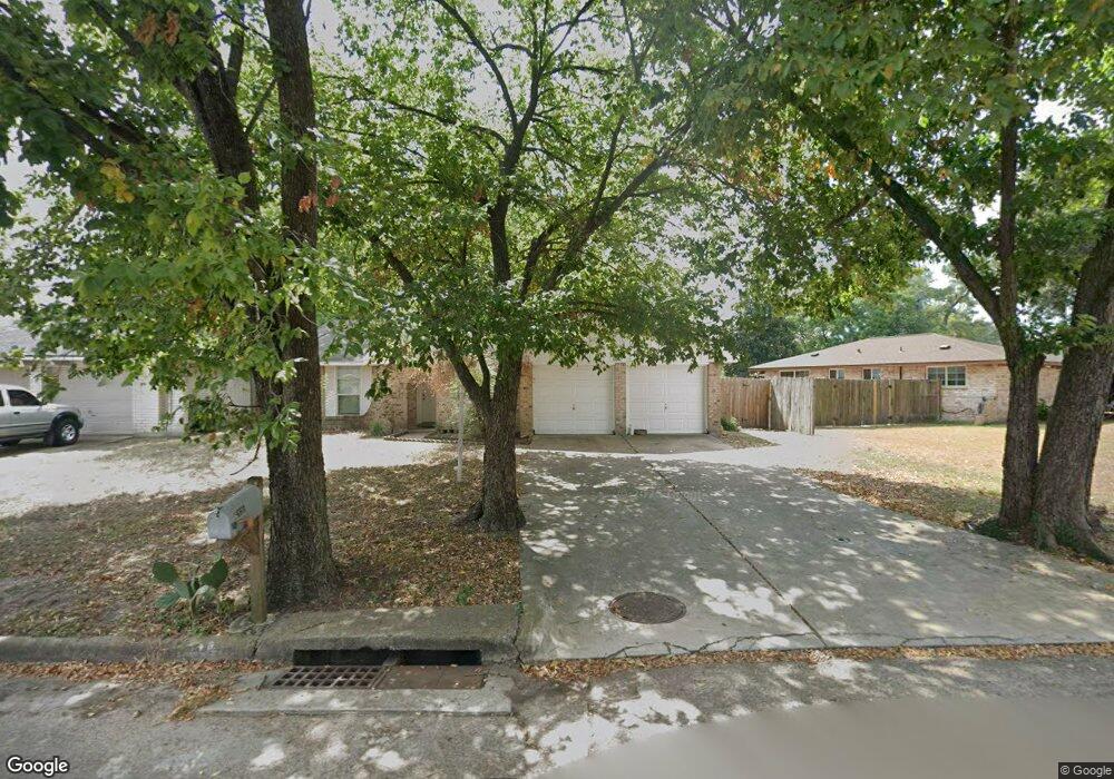 6335 French Chateau Dr, Houston, TX 77088 - photo 1