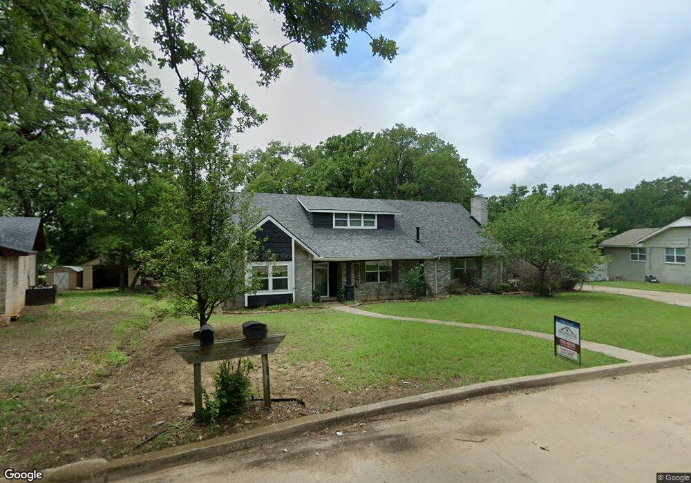 1239 Rockford Rd S, Ardmore, OK 73401 - photo 1